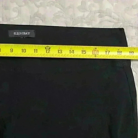 Ellen Tracy Pull- On Ankle Length Trousers - Picture 10 of 10